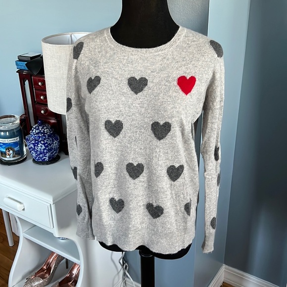 Christian Siriano Sweaters - Christian Siriano New York 100% Cashmere Heart Sweater